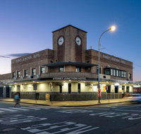 Sydney Junction Hotel - Suburb Australia