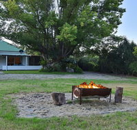Tabitha Hill Cottage - Suburb Australia