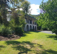 Tamworth Exclusive BB - Suburb Australia