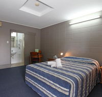 Tandara Hotel Motel - Suburb Australia