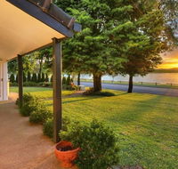 Tara Downs on Lake Albert - Suburb Australia