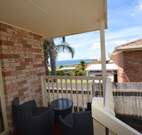 Telopea Cottage - Suburb Australia