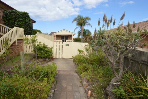 Telopea Cottage - Suburb Australia 1