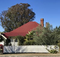 Tenterfield Historic c1895 Cottage - Suburb Australia