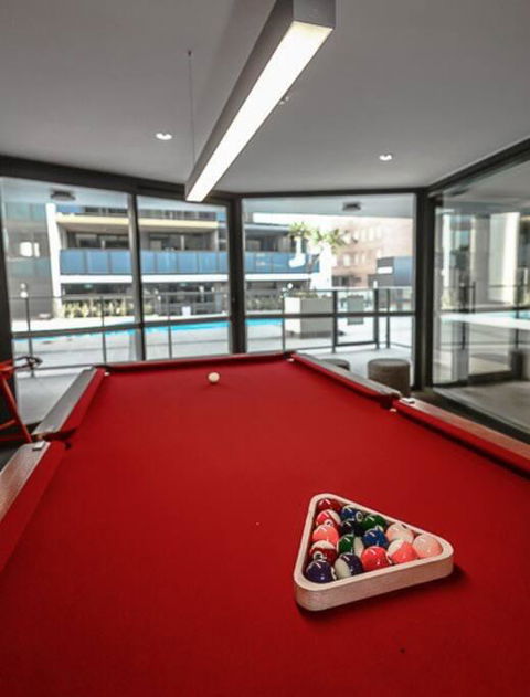 TERRACE LUX FULLY AIR 2 CAR FREE NETFLIX WIFI WINE - Suburb Australia 3