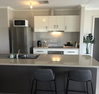 The Baltimore - Family Home Getaway - Suburb Australia