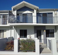 The Beach Villa Bunbury - Suburb Australia