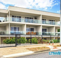 The Block Views Apartments Victor Harbor - Suburb Australia