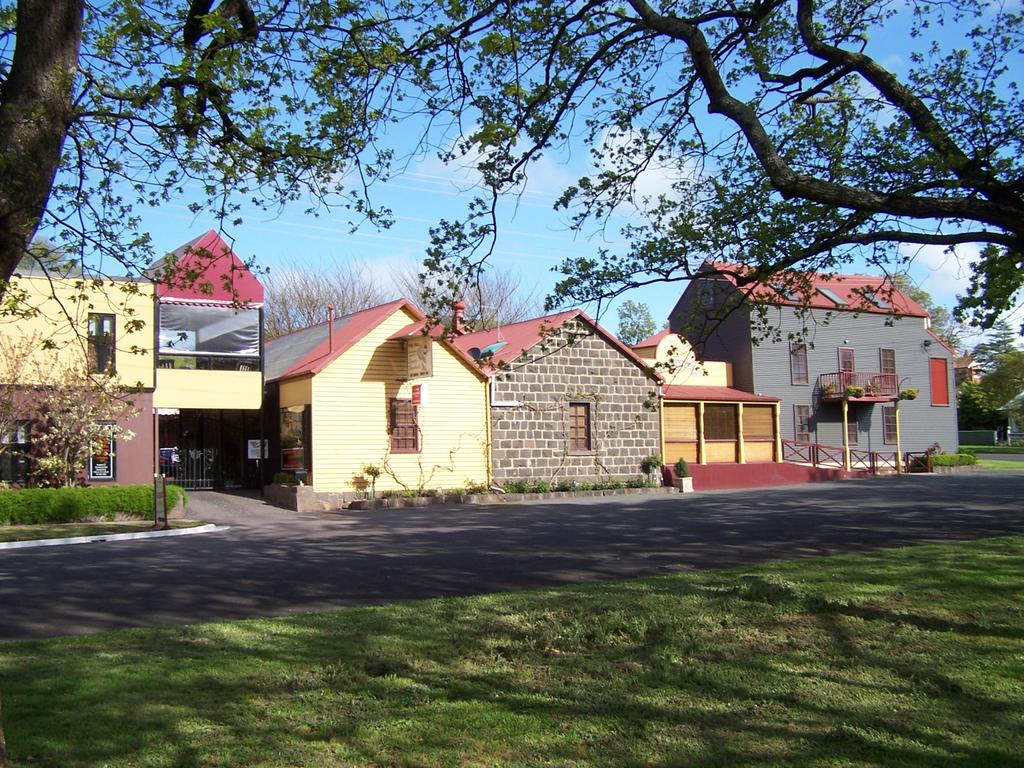 Leslie Manor VIC Suburb Australia