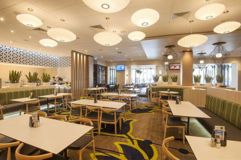 Brothers Leagues Club - Suburb Australia 3