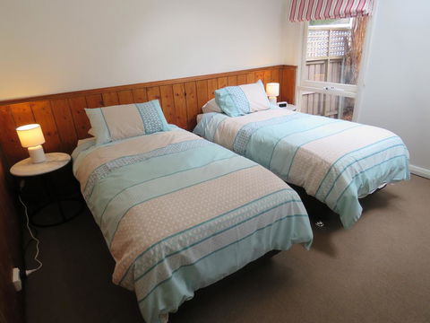 The Cottage South Hobart - Suburb Australia 3