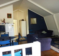 The Doo Drop Inn - Suburb Australia