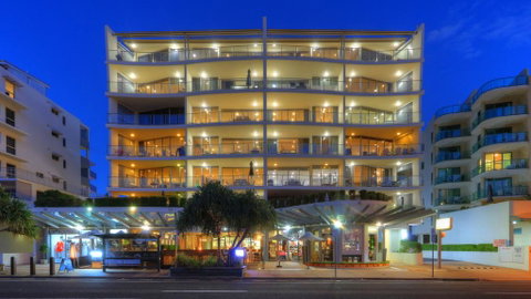 The Dunes Cotton Tree - Suburb Australia 2