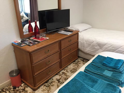 The Evergreen Bed And Breakfast - Suburb Australia 1