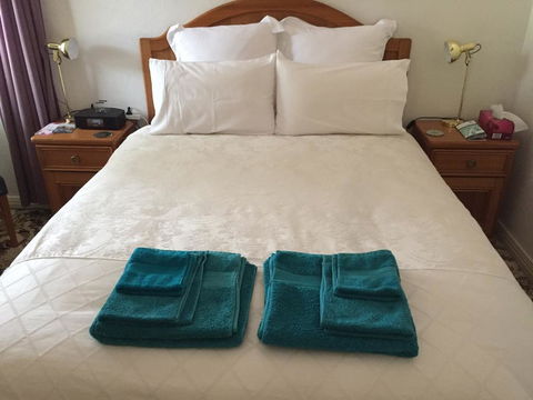 The Evergreen Bed And Breakfast - Suburb Australia 3
