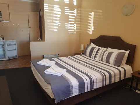 The Flinders Hotel Motel Port Augusta - Suburb Australia 0