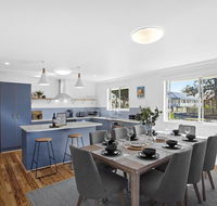 The Gathering Ground - spacious entertainer in Toowoomba City - Suburb Australia