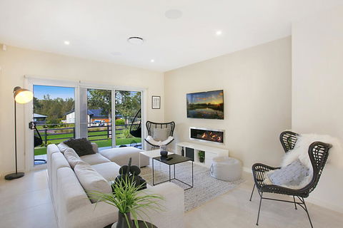 The Grape Escape - Suburb Australia 2