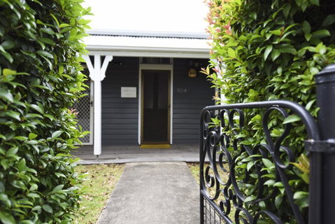 The Grey House - Suburb Australia 2