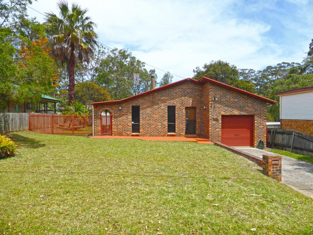 Accommodation Myola NSW Suburb Australia