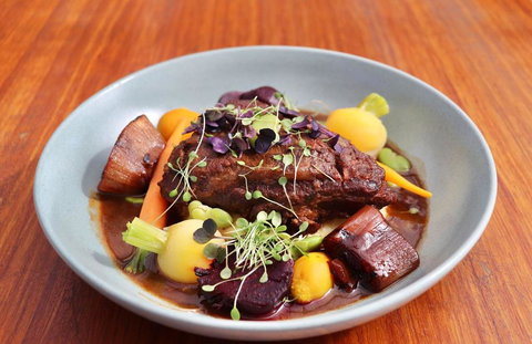 The Huskisson - Suburb Australia 1