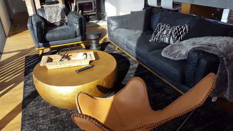 The Longhouse - Suite 1 - Suburb Australia 2