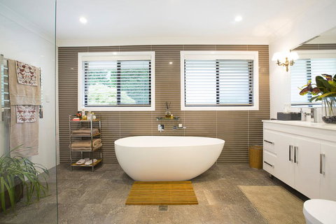 THE MAPLES - Suburb Australia 2