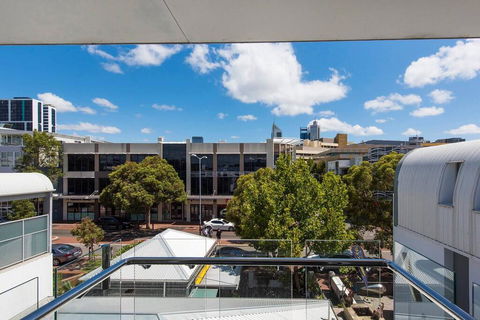 The Nest - Trendy Studio Near City Centre With Roof Terrace - Suburb Australia 2