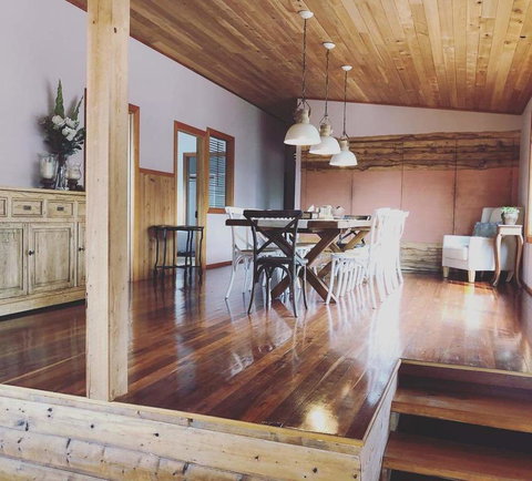 The O Retreat - Suburb Australia 3