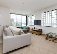 THE PENTHOUSE - MORNINGTON - Suburb Australia