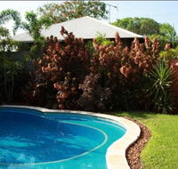 The Quarters self contained Bungalow - Suburb Australia