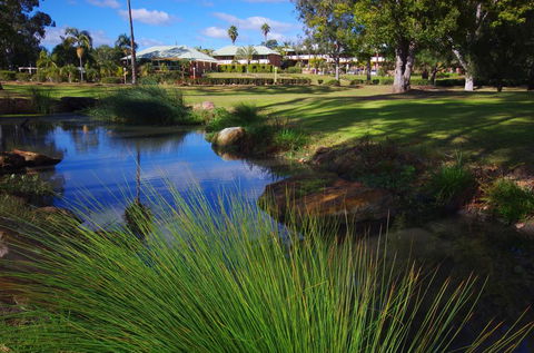 The Retreat At Wisemans - Suburb Australia 3