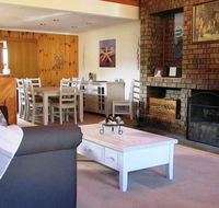 The Retreat on Matthew - Suburb Australia