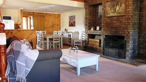 The Retreat On Matthew - Suburb Australia 0
