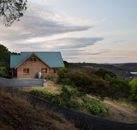 The River Valley Retreat - Suburb Australia