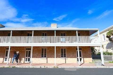 The Robe Terraces No.3 - Suburb Australia 3