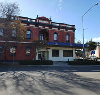 The Royal Hotel - Suburb Australia