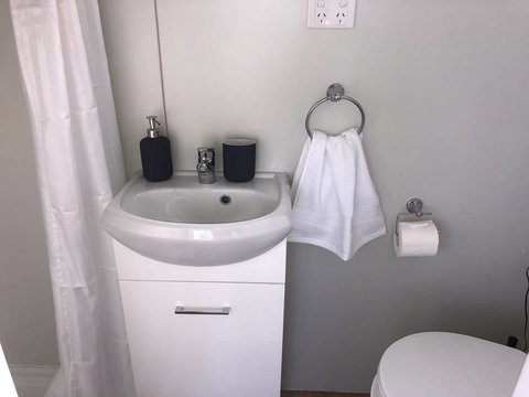 The Saddle Camp Tiny House, Braidwood - Suburb Australia 2