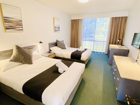 The Select Inn Penrith - Suburb Australia 1