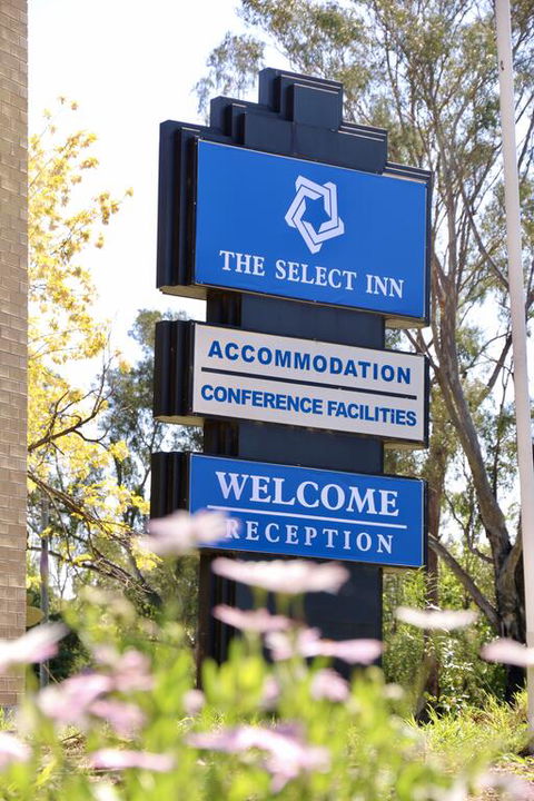 The Select Inn Penrith - Suburb Australia 3