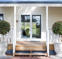 The Summer House Retreat - Suburb Australia