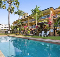 The York Beachfront Holiday Apartments - Suburb Australia