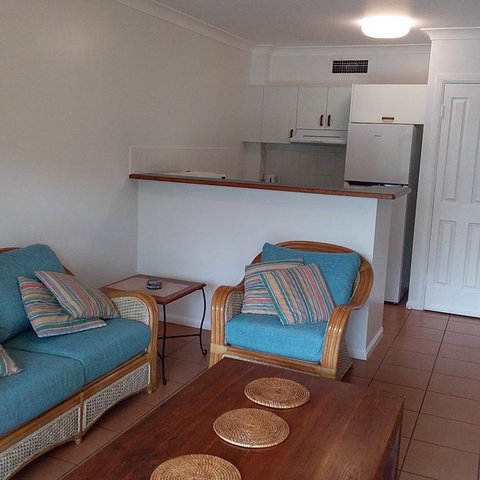 The York Beachfront Holiday Apartments - Suburb Australia 3