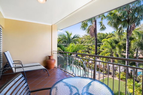The York Beachfront Holiday Apartments - Suburb Australia 2
