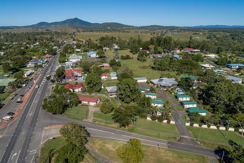 Tiaro Tourist Stopover - Suburb Australia 0