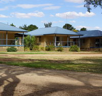 Tooleybuc River Retreat Villas - Suburb Australia