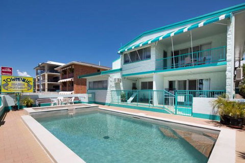 Townsville Seaside Apartments - Suburb Australia 2