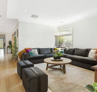 TRANQUIL HAVEN - MOUNT ELIZA - Suburb Australia