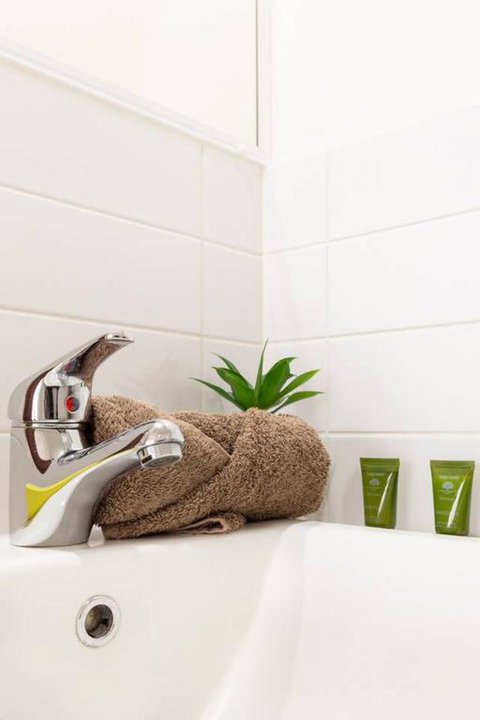 Trendy Loft Near Smith St. With Cosy Courtyard And Parking - Suburb Australia 3