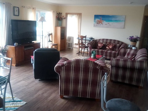 TryOver - Suburb Australia 3